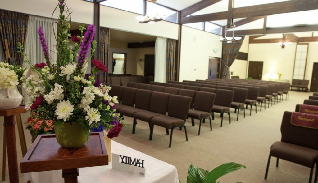 Einan's Funeral Home Obituaries