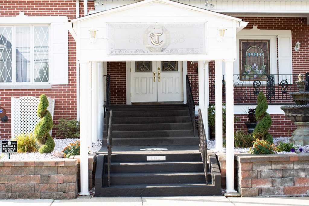 Samuel Teolis Funeral Home & Crematory Inc Obituaries & Services In