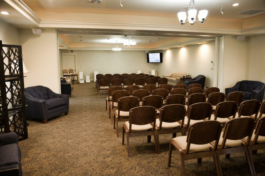 Armes-Hunt Funeral Home & Cremation Services - College Park Chapel