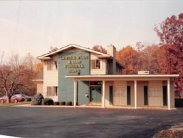 Lewis E. Wint and Son Funeral Home - Clarkston