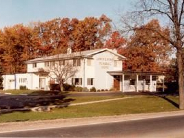 Lewis E. Wint and Son Funeral Home - Clarkston